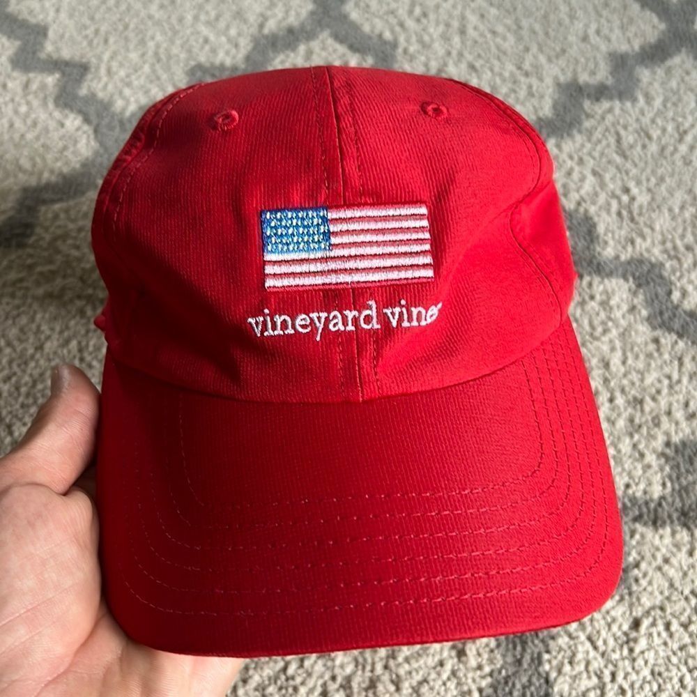 Vineyard Vines Men's American Flag‎ Performance Hat Lighthouse Red